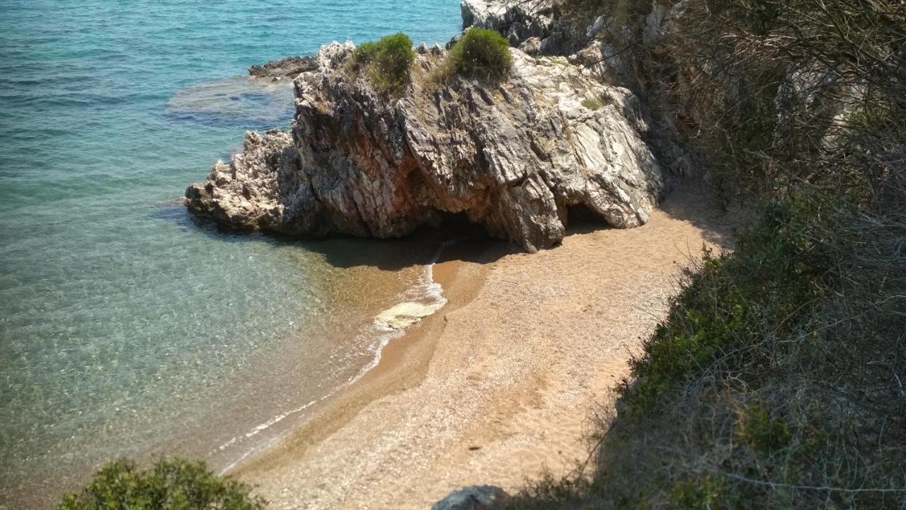 Aiolos Kalamaki  Kültér fotó